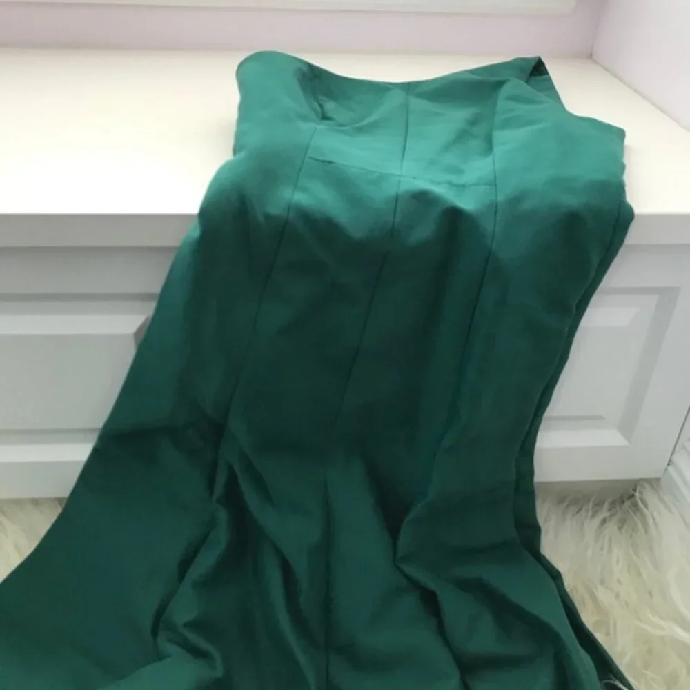 HALSTON HERITAGE Sleeveless Tulip Gown - Picture 6 of 7